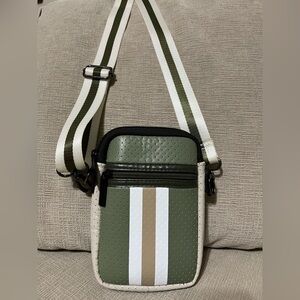 Haute Shore Casey cellphone Crossbody Bag